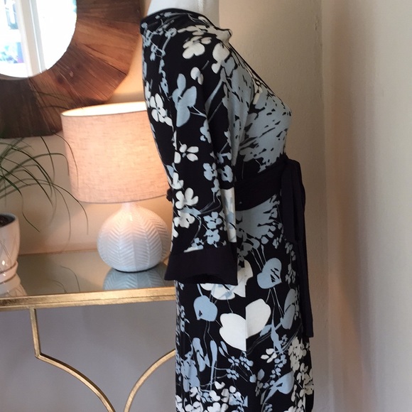 Topshop wraparound navy blue dress, size 6 - Picture 4 of 5